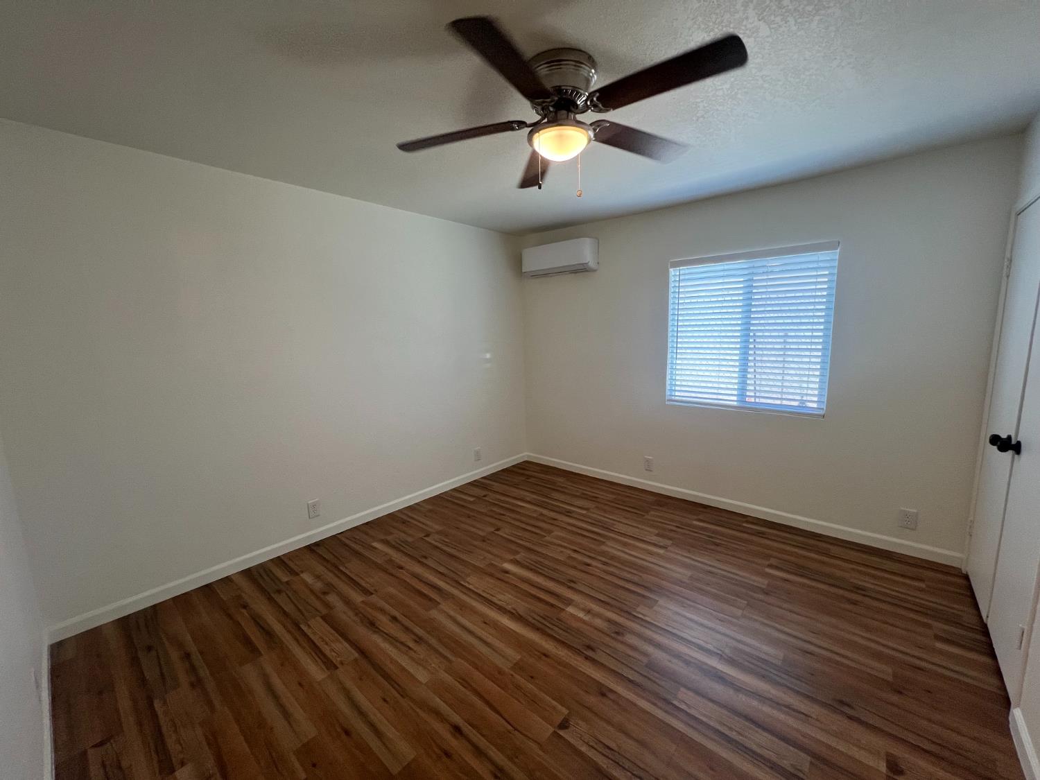 55 E Lorena Ave, Fresno, CA 93706