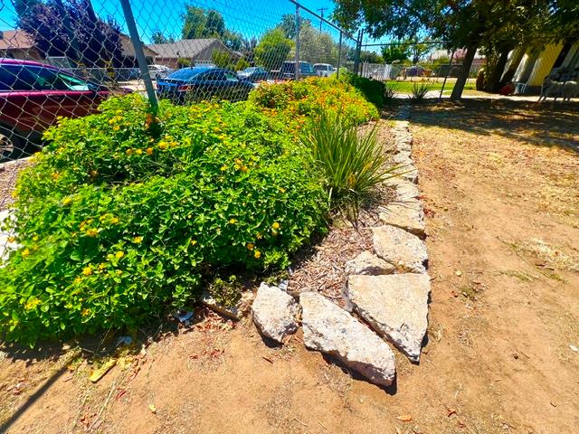 55 E Lorena Ave, Fresno, CA 93706