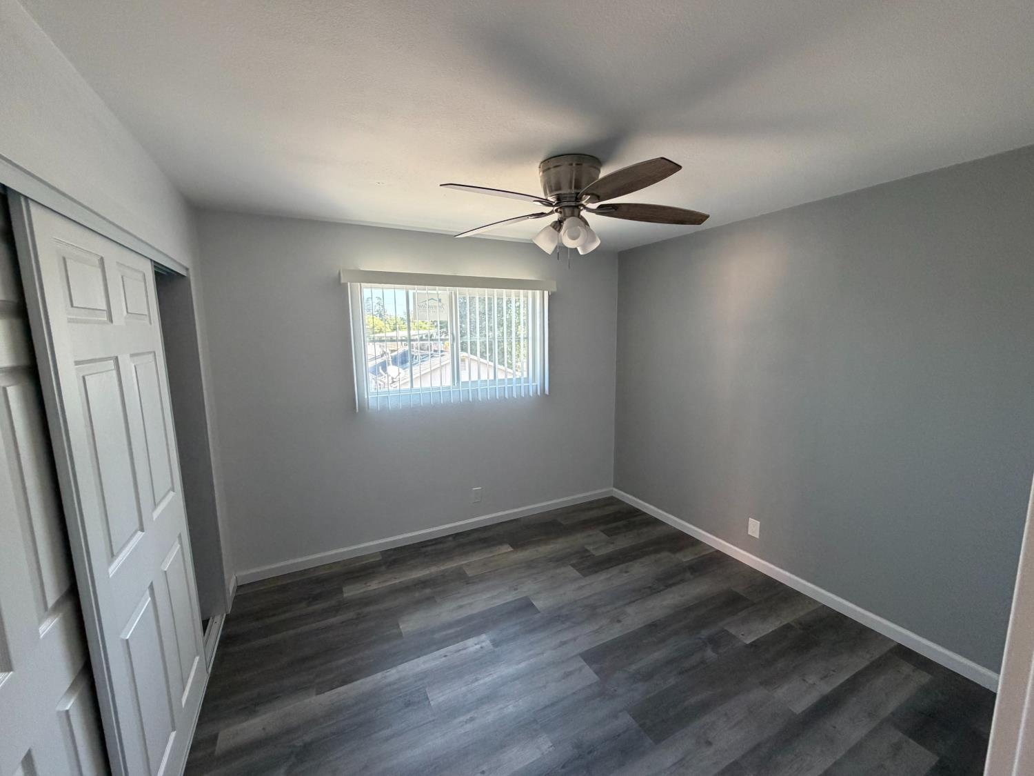 800 W Murray Ave, Visalia, CA 93291