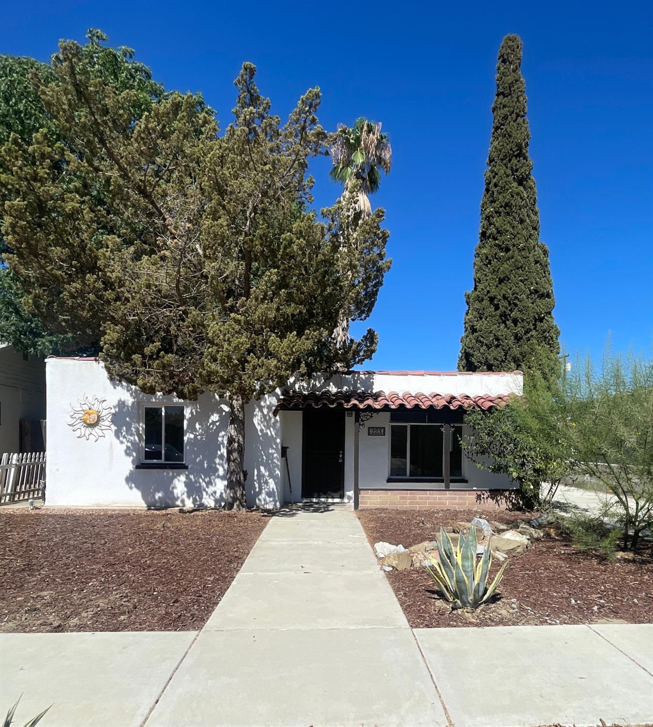 223 Buchanan St, Coalinga, CA 93210