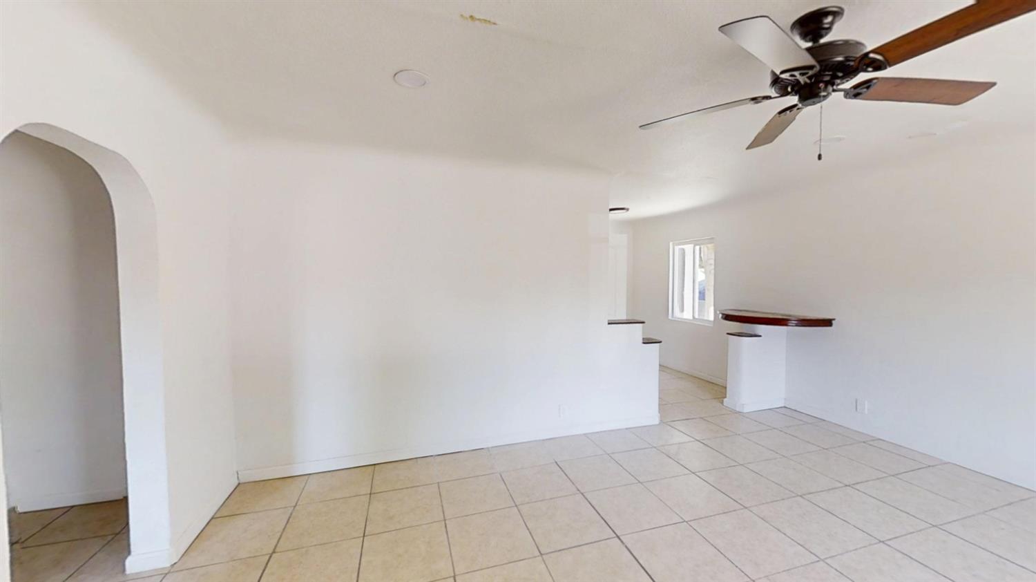 223 Buchanan St, Coalinga, CA 93210