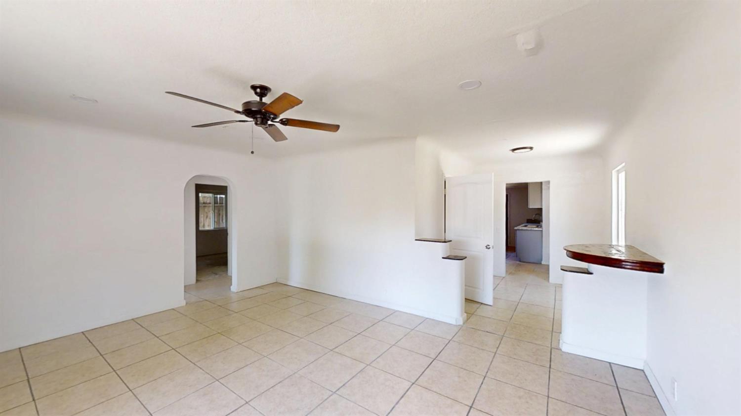 223 Buchanan St, Coalinga, CA 93210