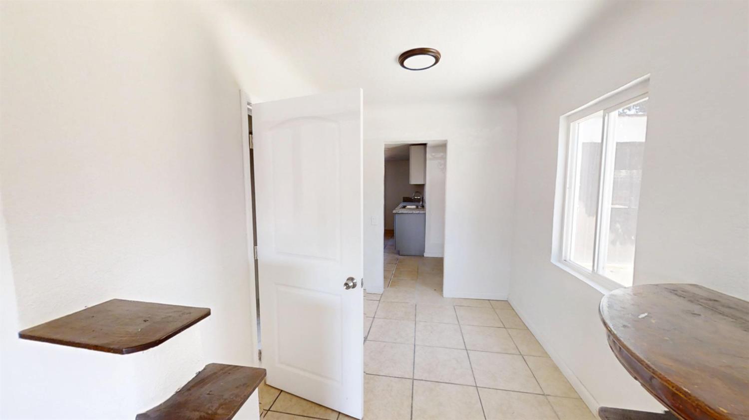 223 Buchanan St, Coalinga, CA 93210