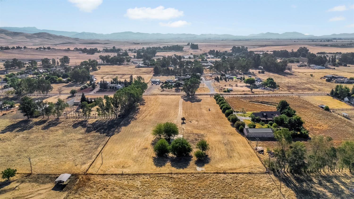 10785 N Burgan Ave, Clovis, CA 93619