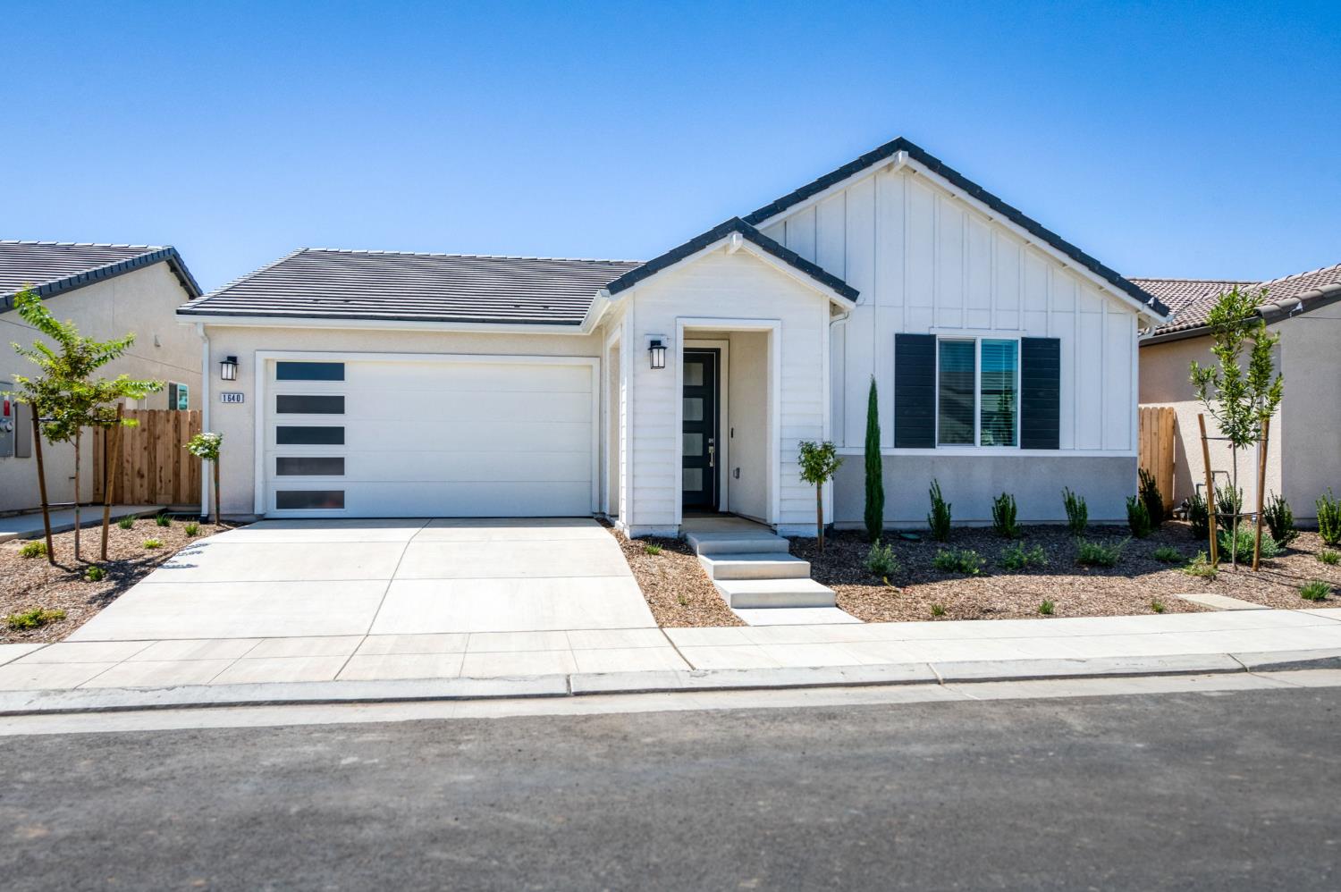 1640 Bloom Ave, Clovis, CA 93619