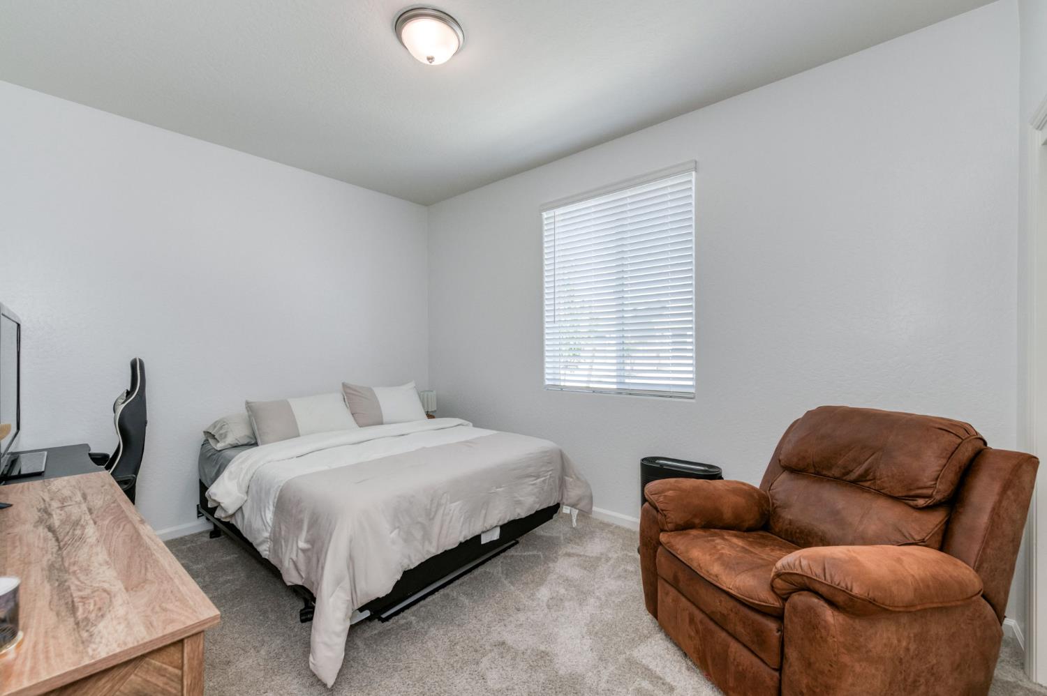 1640 Bloom Ave, Clovis, CA 93619