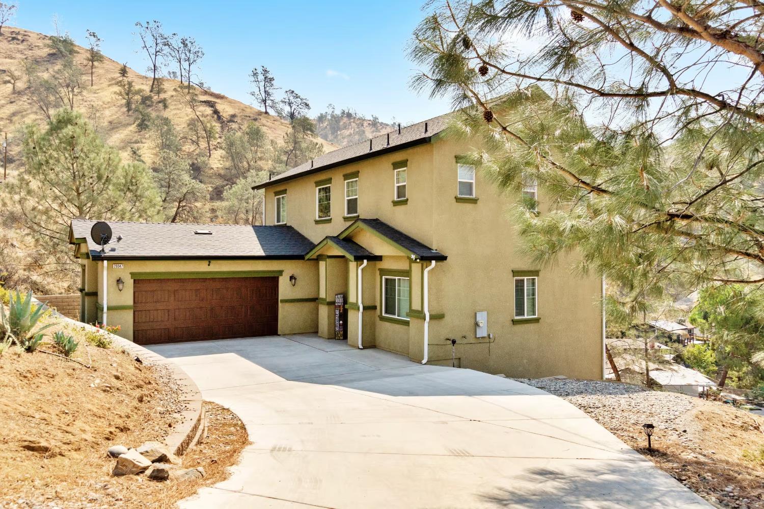 28047 Sky Lake Dr, Friant, CA 93626