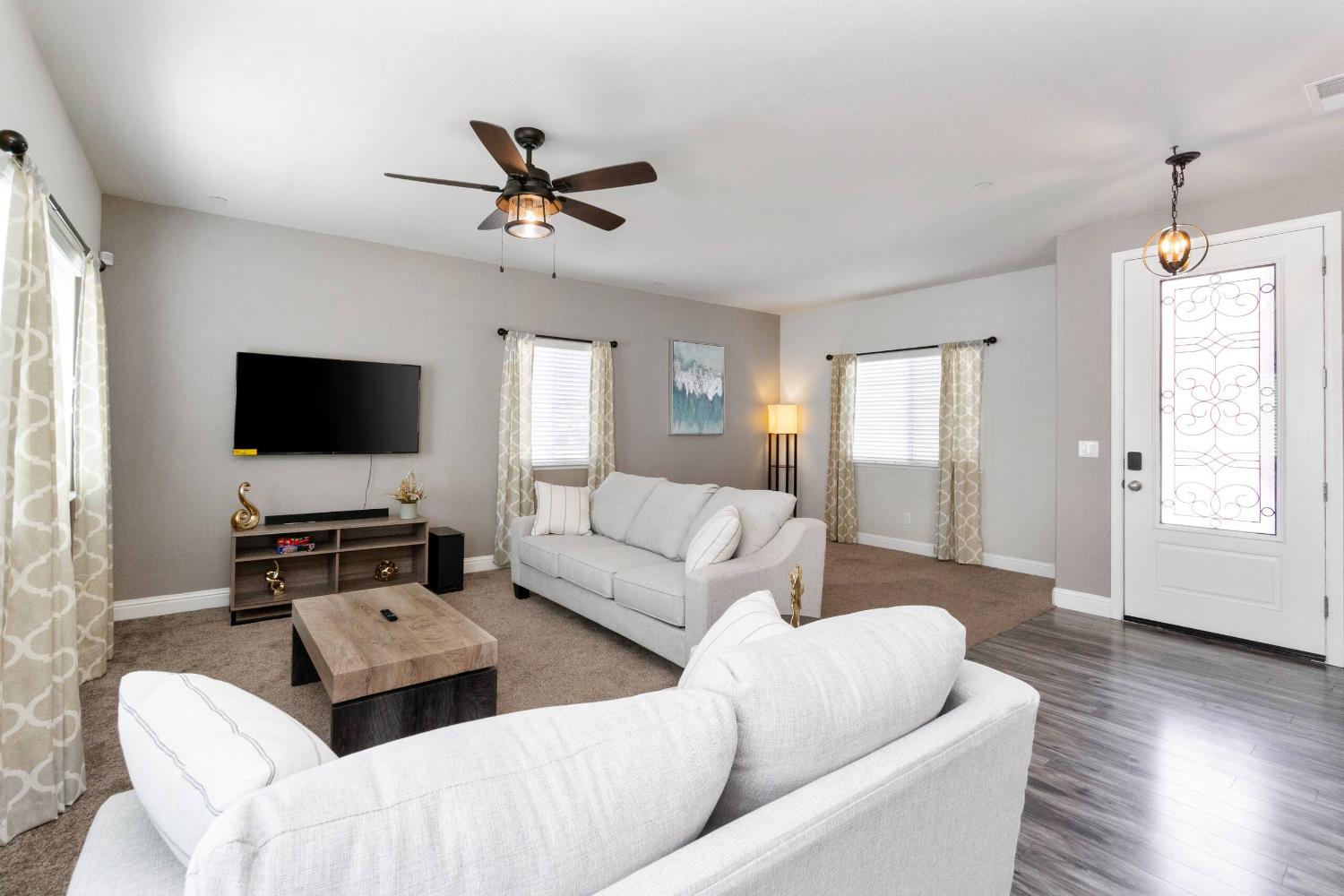 28047 Sky Lake Dr, Friant, CA 93626