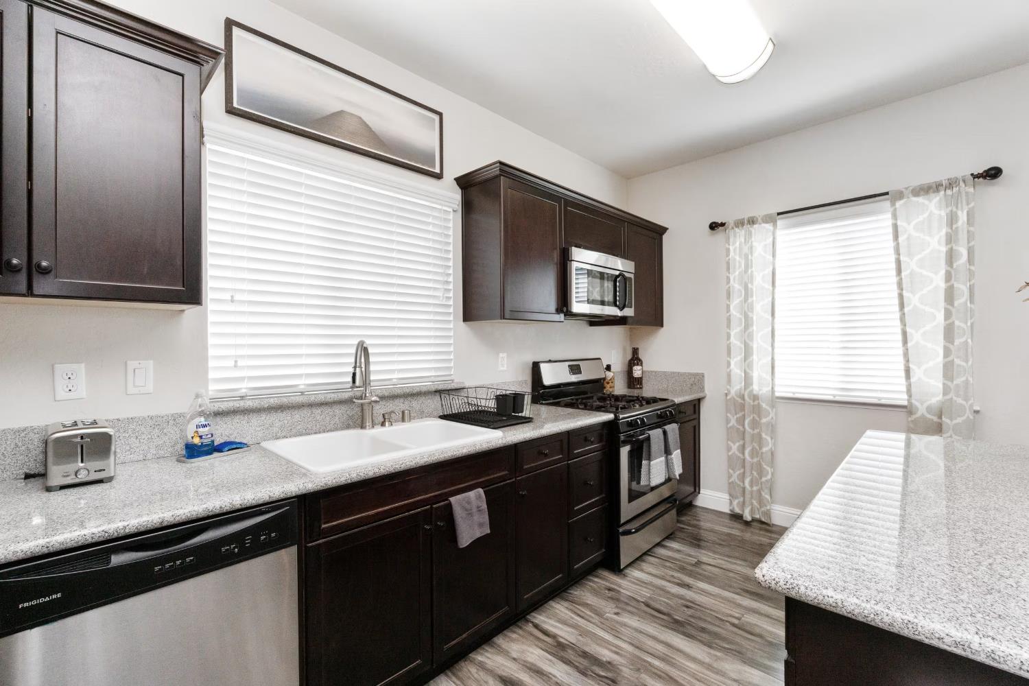 28047 Sky Lake Dr, Friant, CA 93626