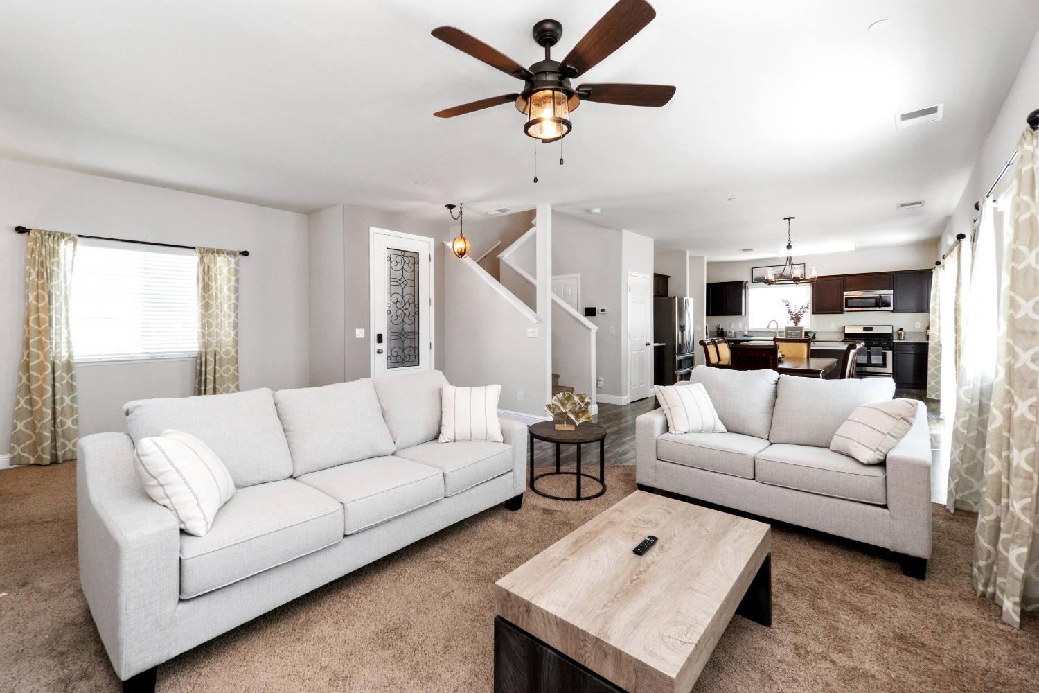 28047 Sky Lake Dr, Friant, CA 93626