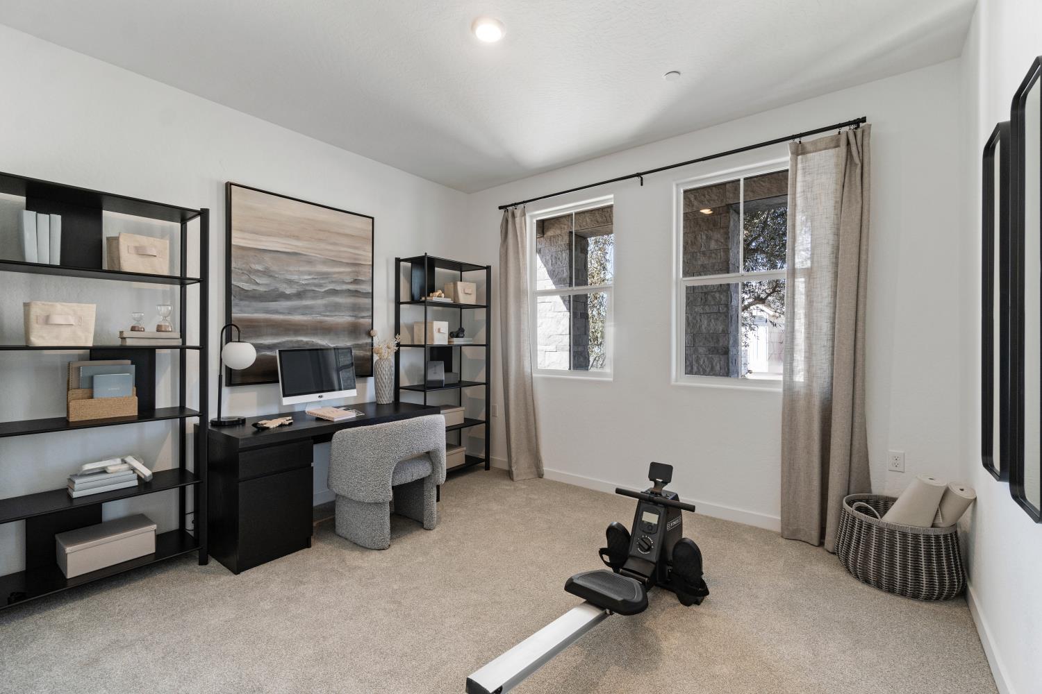 1046 Springtime Ave, Clovis, CA 93619