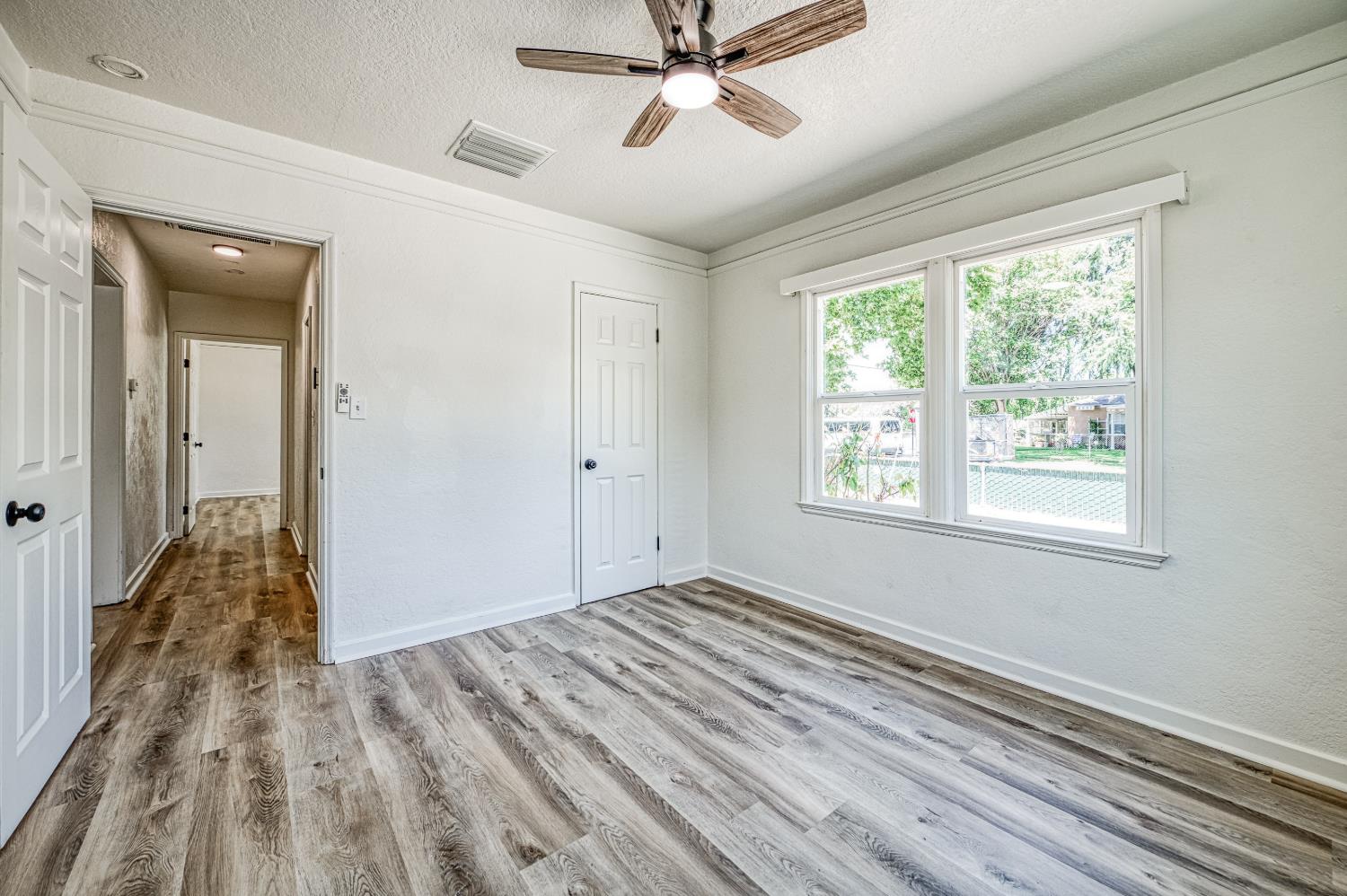 1738 N Angus St, Fresno, CA 93703