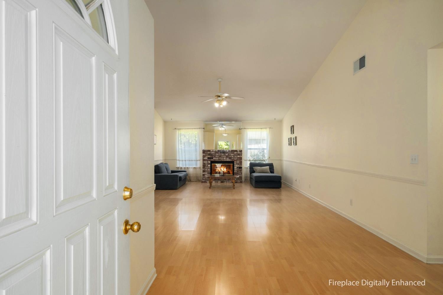 5044 W Roberts, Fresno, CA 93722