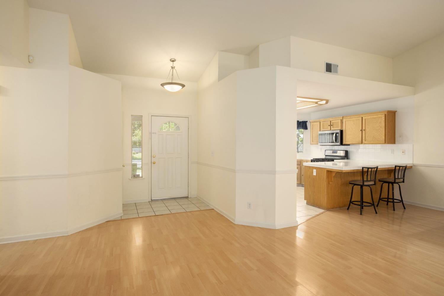 5044 W Roberts, Fresno, CA 93722