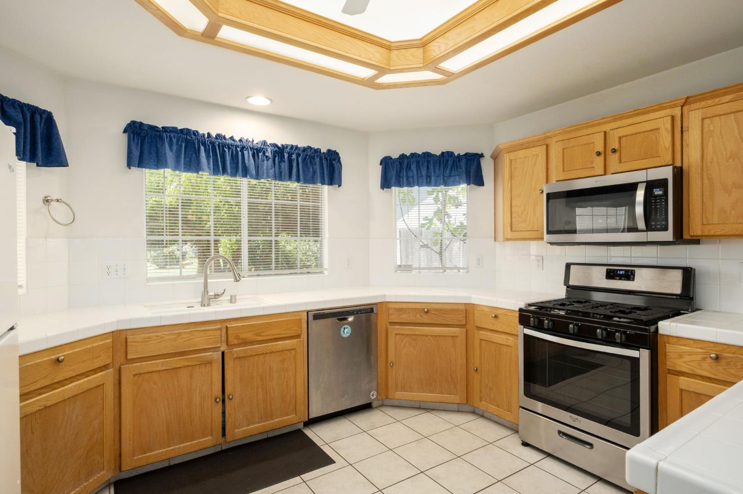 5044 W Roberts, Fresno, CA 93722
