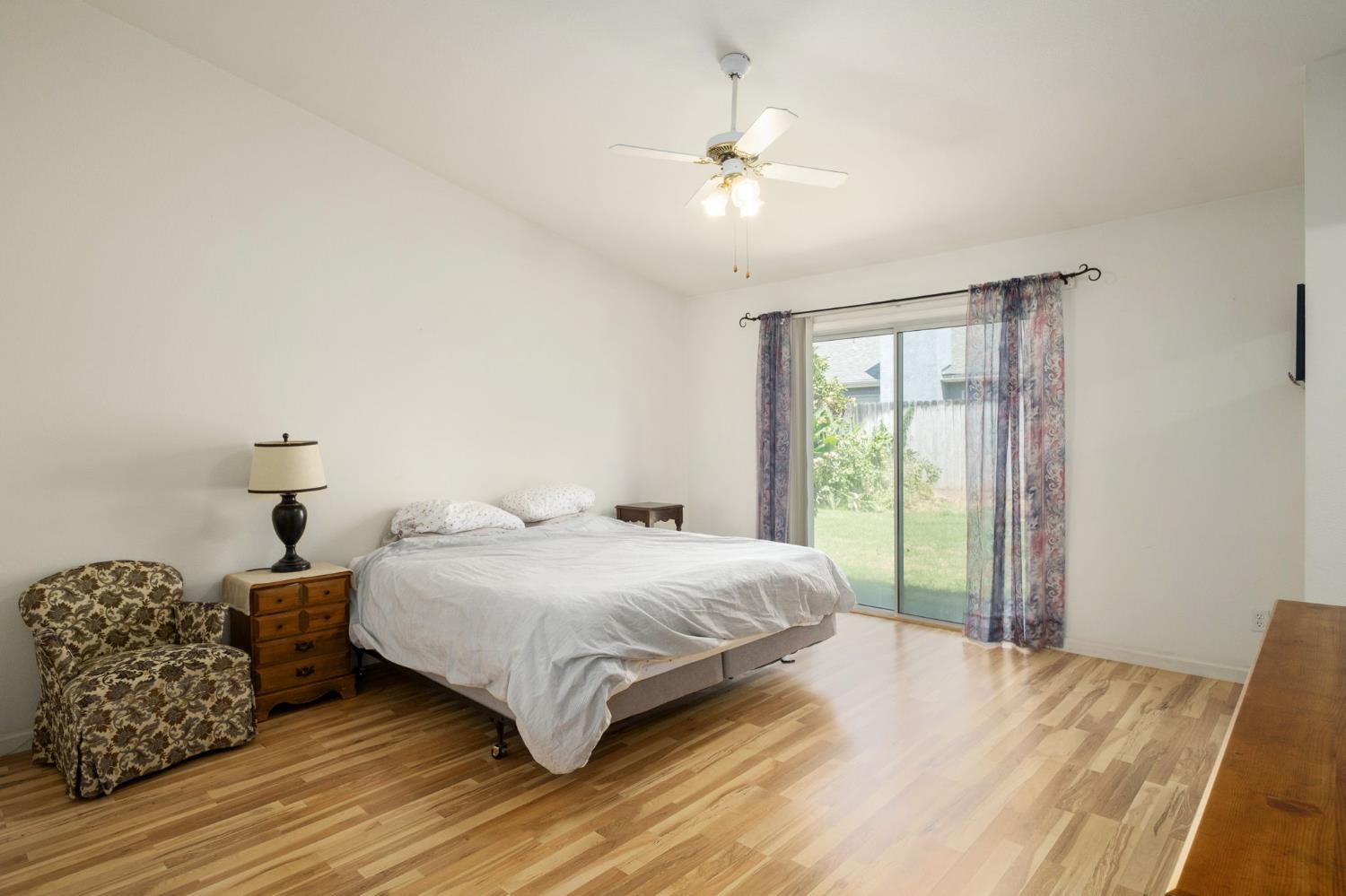 5044 W Roberts, Fresno, CA 93722