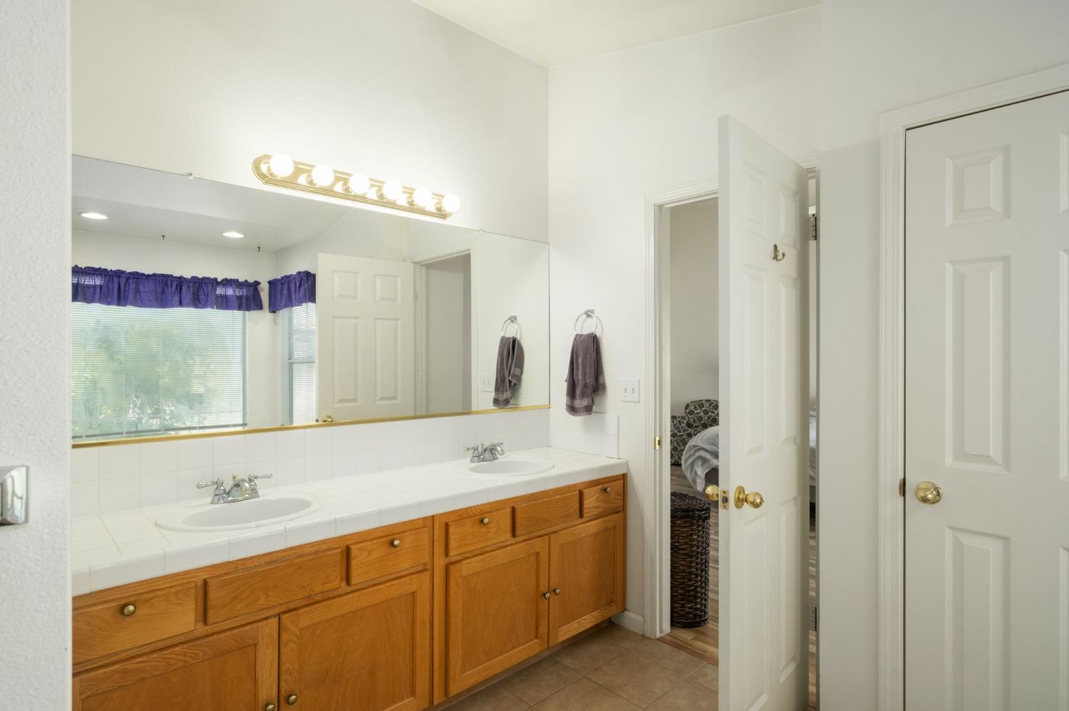 5044 W Roberts, Fresno, CA 93722
