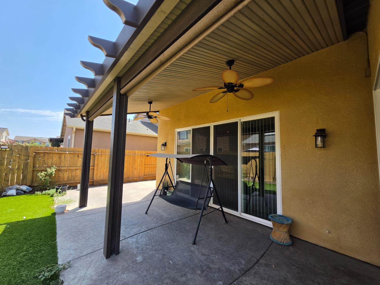 6326 W Donner Ave, Fresno, CA 93723