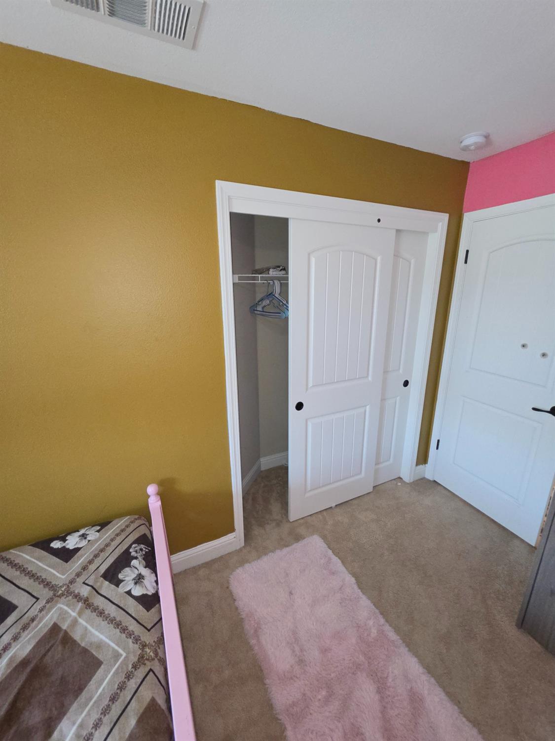 6326 W Donner Ave, Fresno, CA 93723