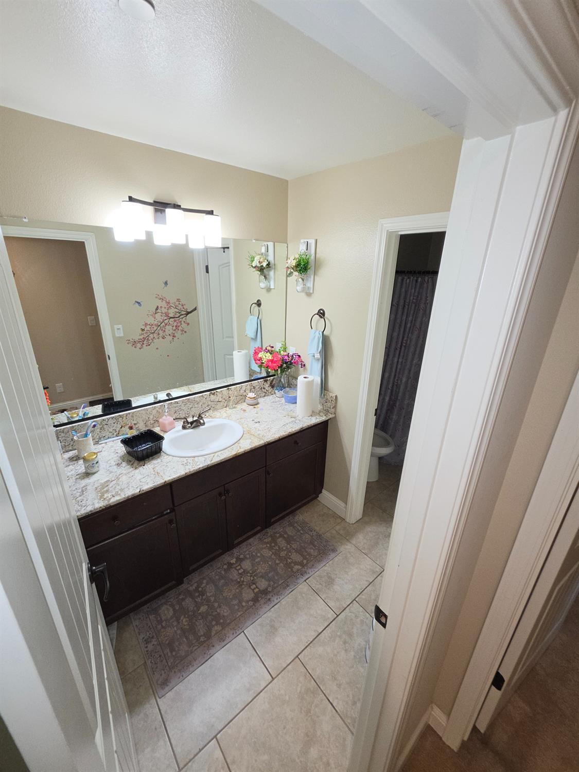 6326 W Donner Ave, Fresno, CA 93723