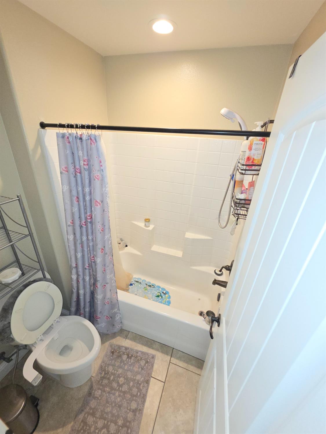 6326 W Donner Ave, Fresno, CA 93723