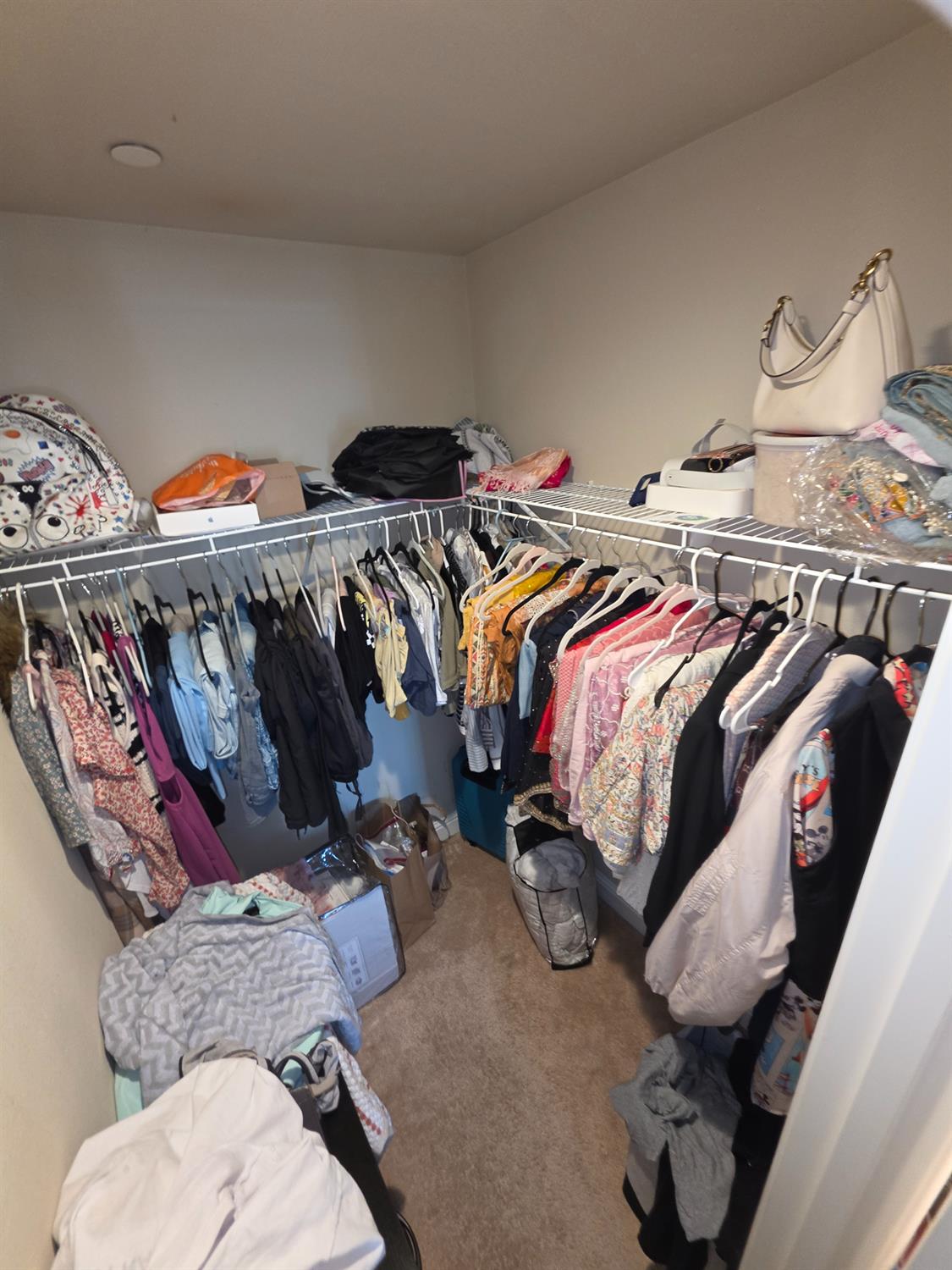6326 W Donner Ave, Fresno, CA 93723