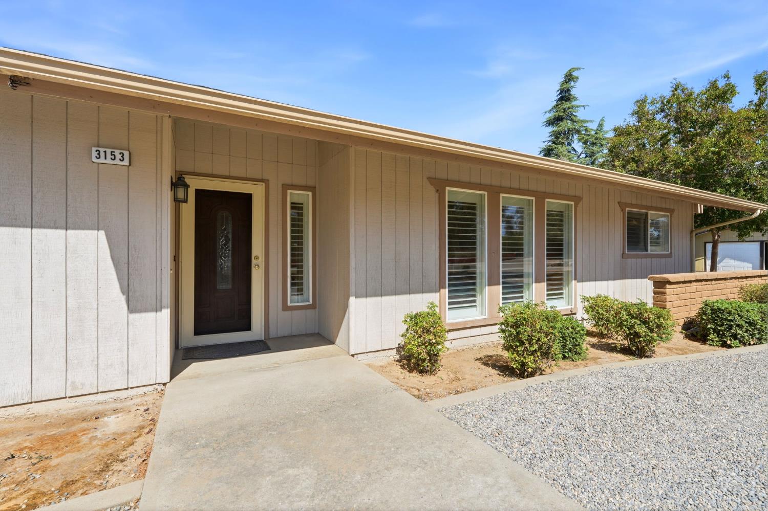3153 N Blythe, Fresno, CA 93722