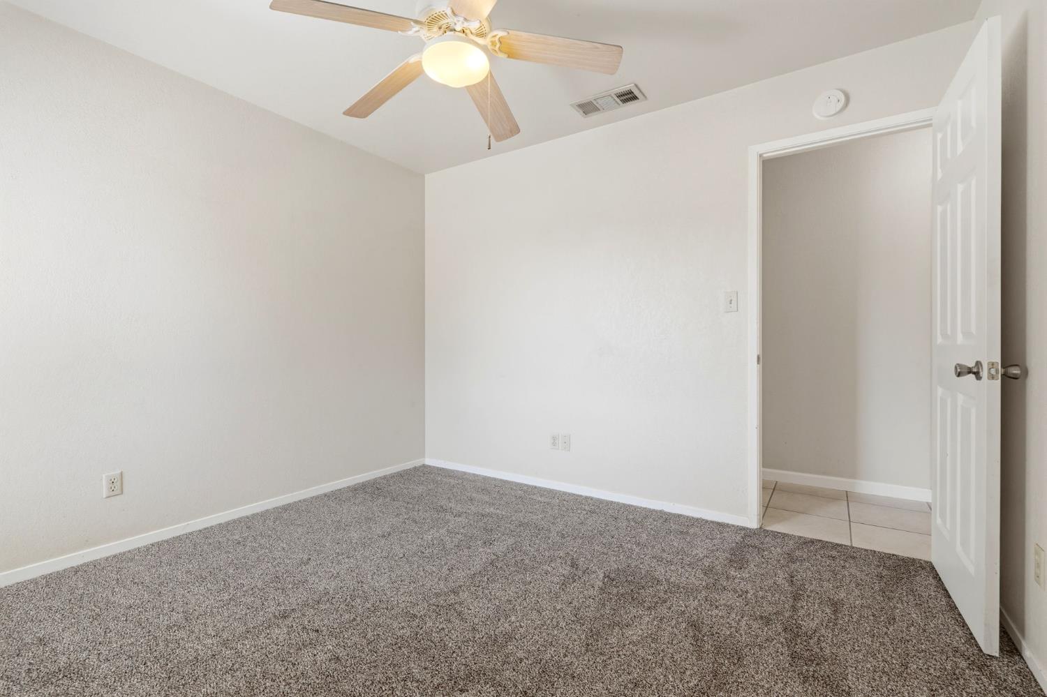 3153 N Blythe, Fresno, CA 93722