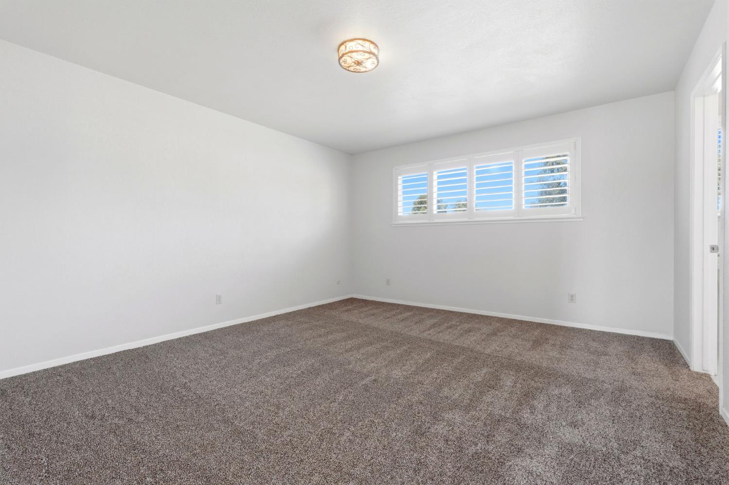 3153 N Blythe, Fresno, CA 93722
