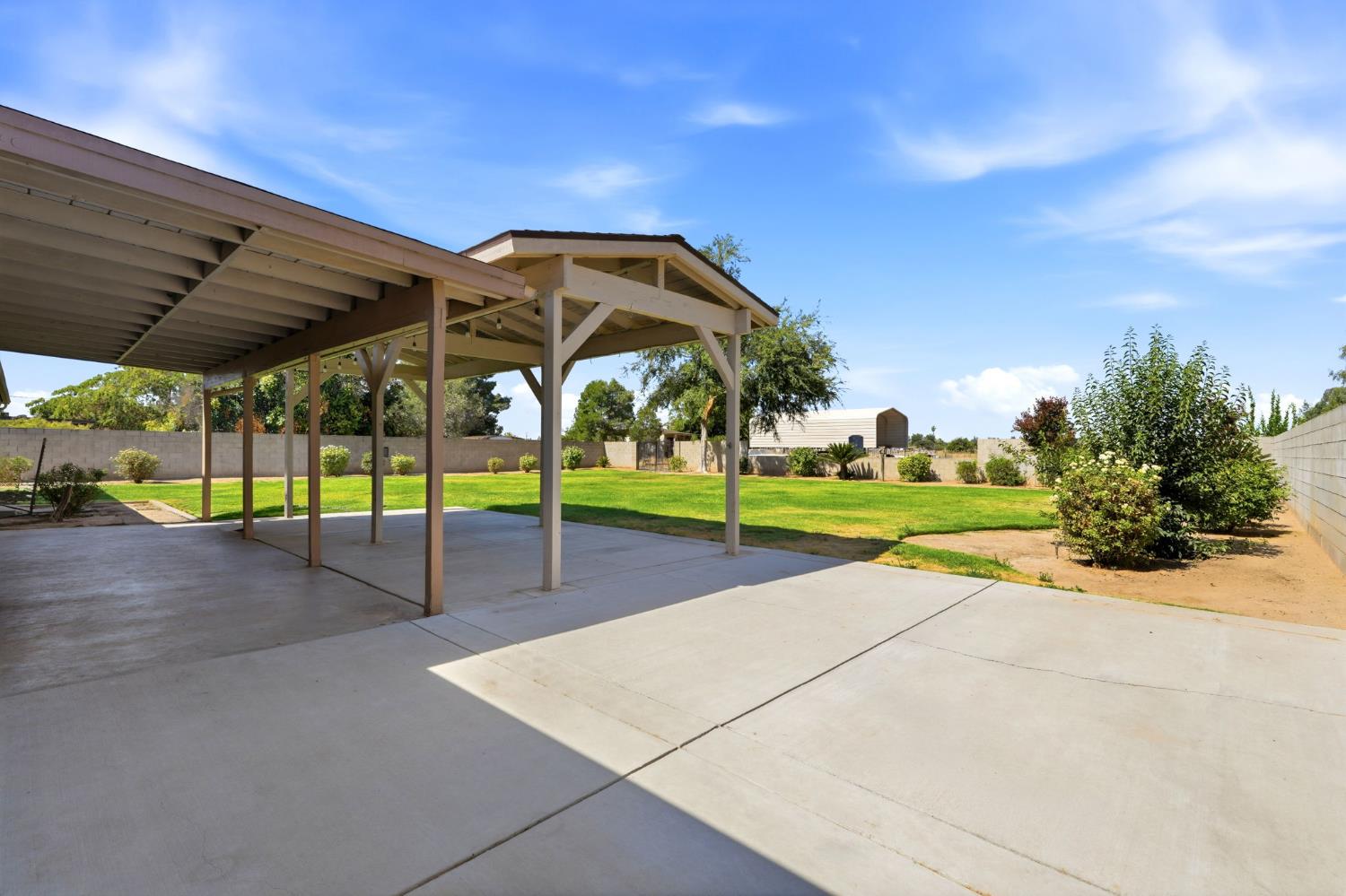 3153 N Blythe, Fresno, CA 93722