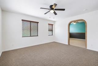 2090 Dunbar Way, Dinuba, CA 93618