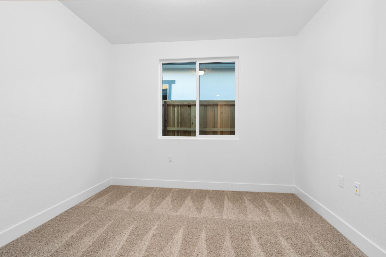 8099 Creek View, Friant, CA 93626