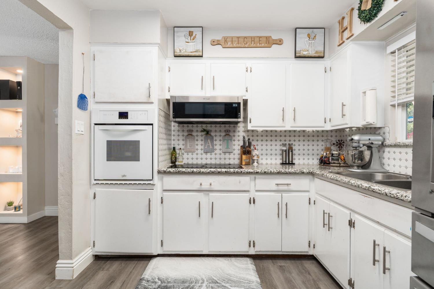 165 W Barstow Ave, Fresno, CA 93704