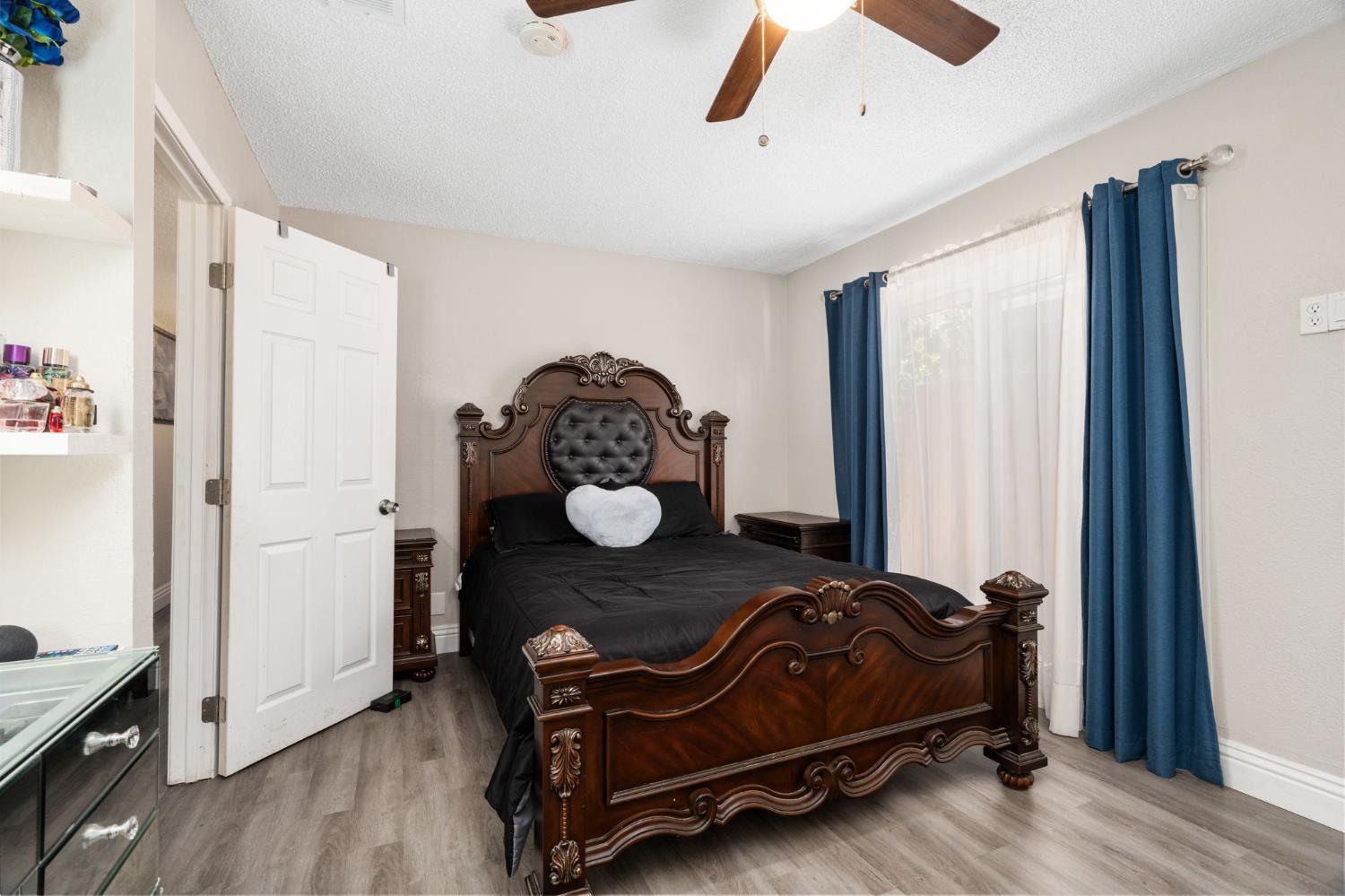 165 W Barstow Ave, Fresno, CA 93704