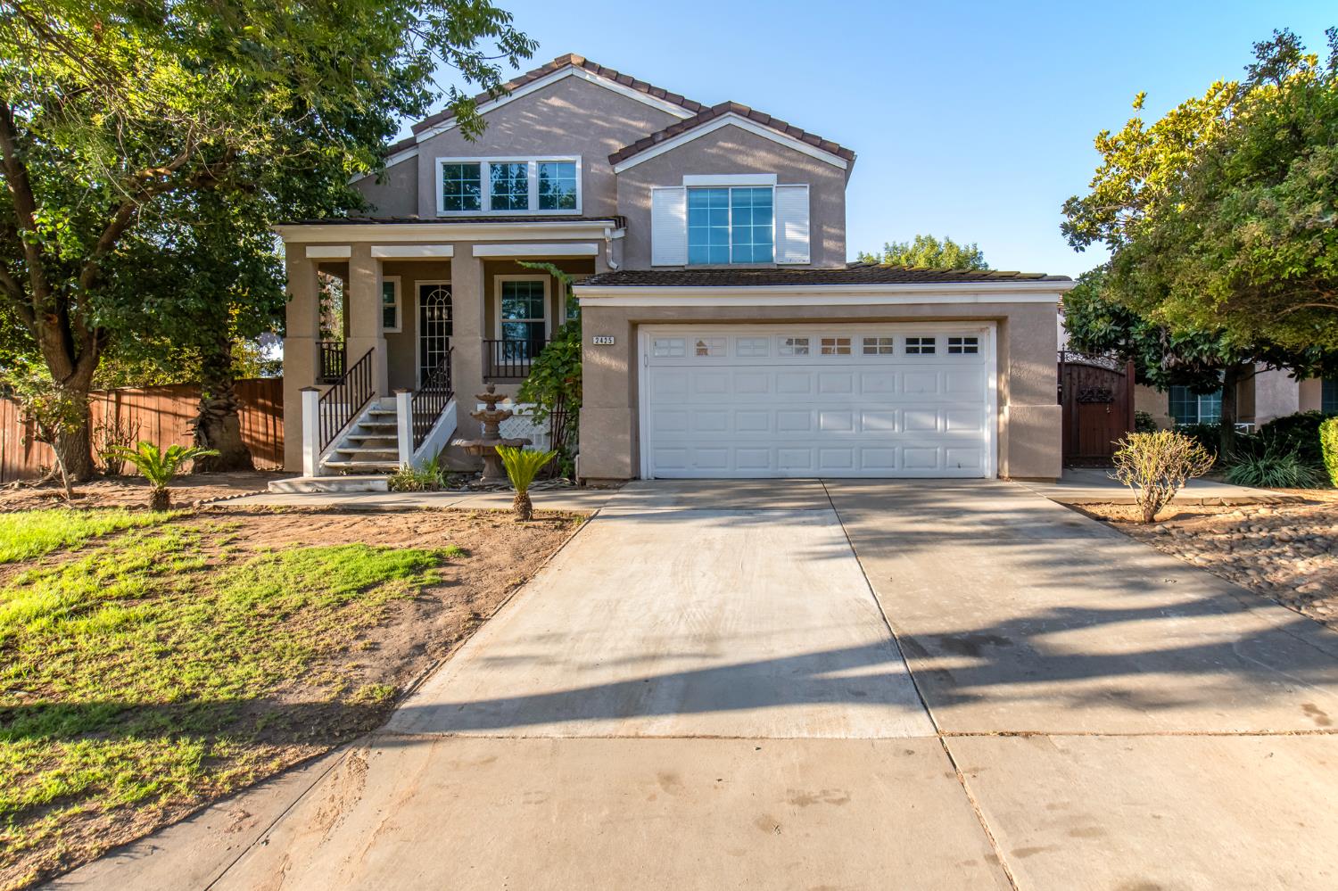 2425 E Houston Ave, Fresno, CA 93720