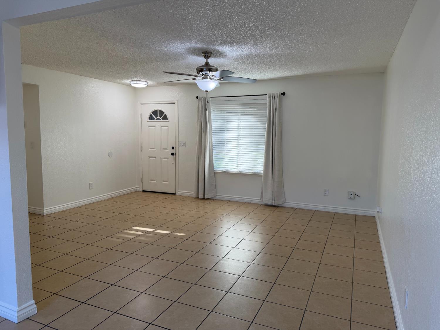 5145 E Lane Ave #131, Fresno, CA 93727