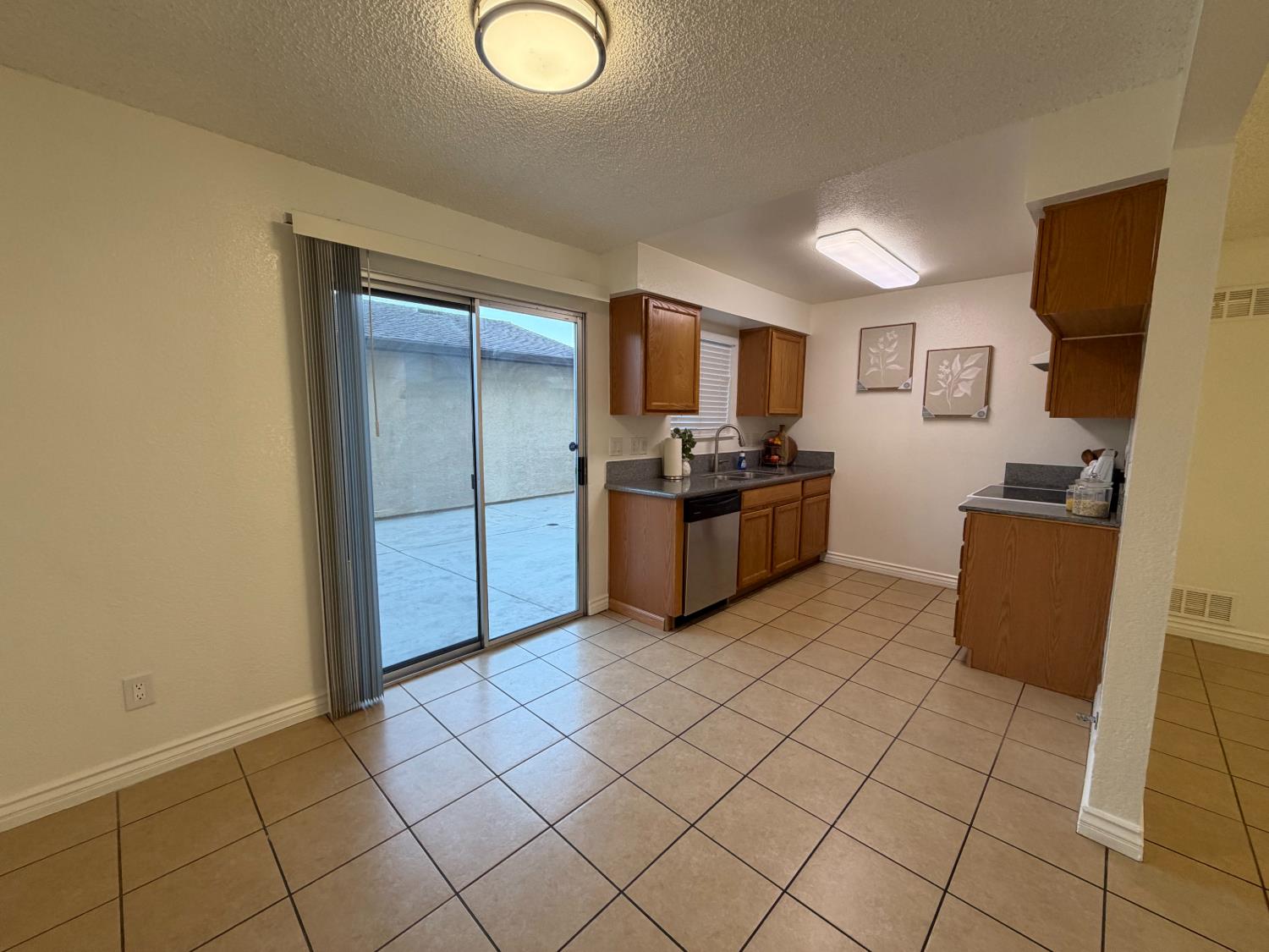 5145 E Lane Ave #131, Fresno, CA 93727