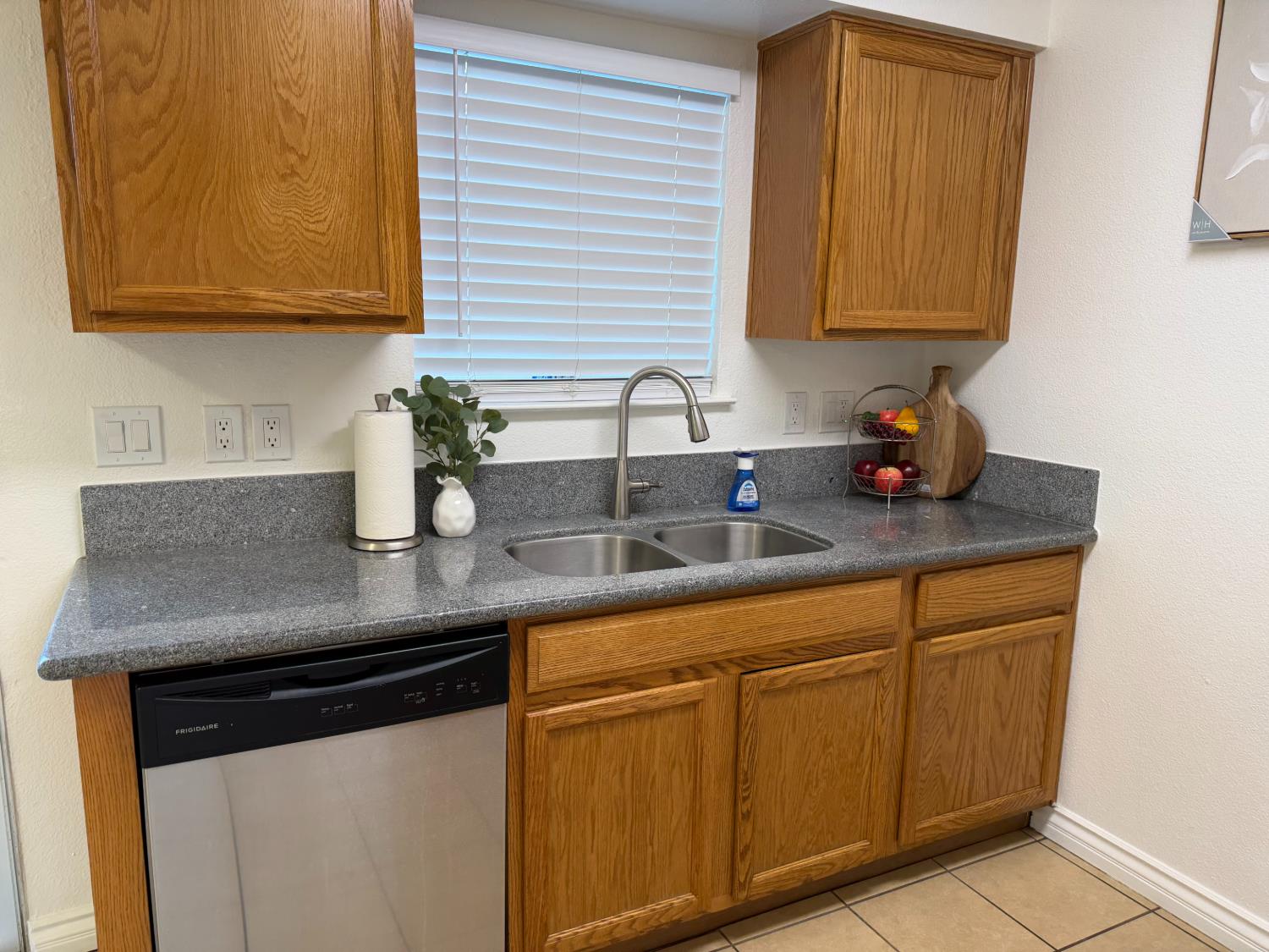 5145 E Lane Ave #131, Fresno, CA 93727