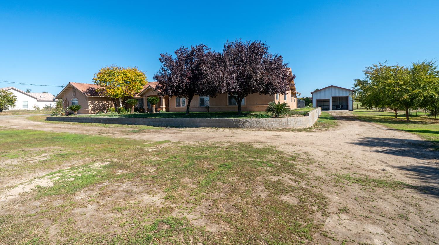 16861 Paula Rd, Madera, CA 93636