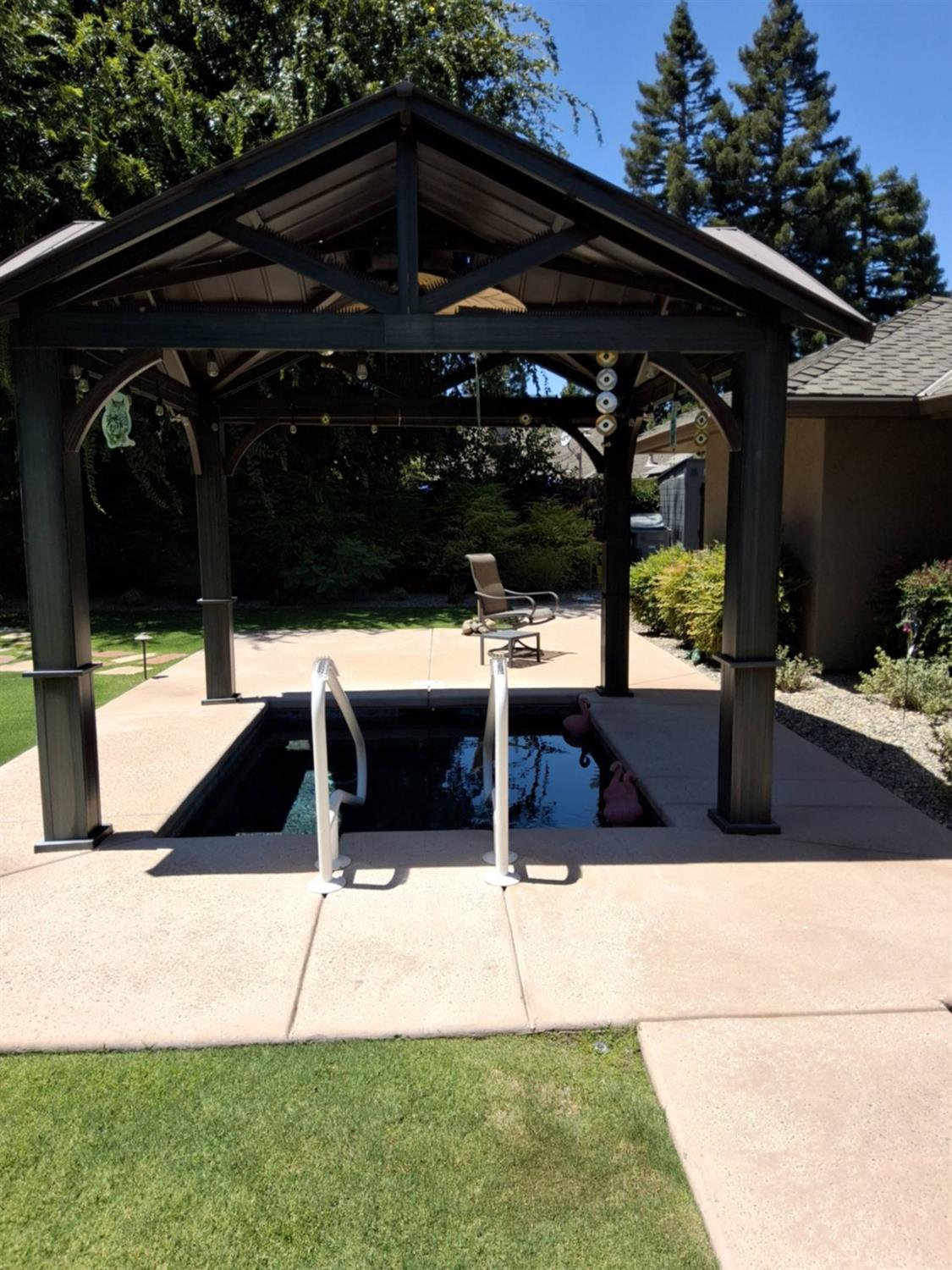 2270 Alamos Ave, Clovis, CA 93611