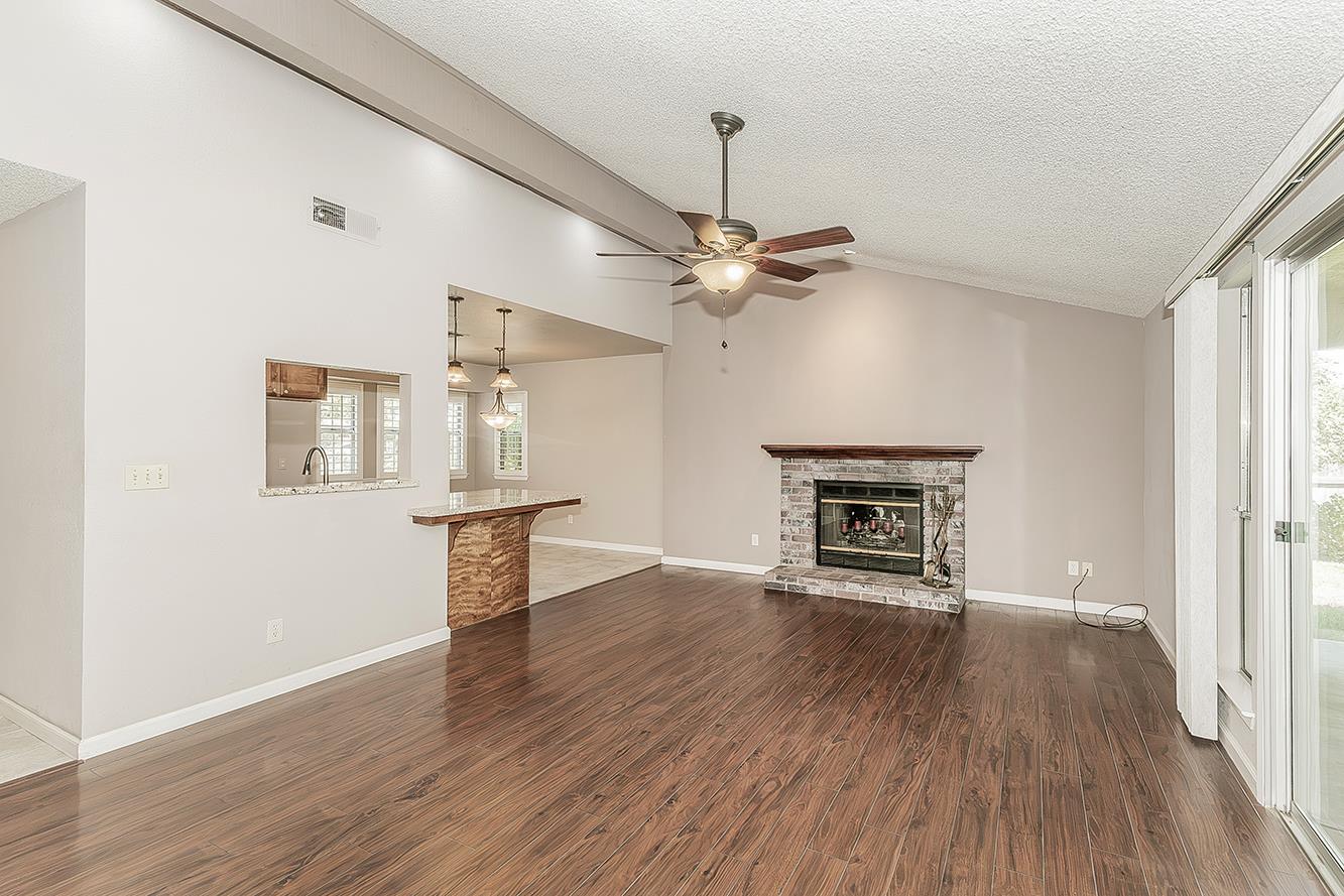 6312 N Ellendale Ave, Fresno, CA 93722
