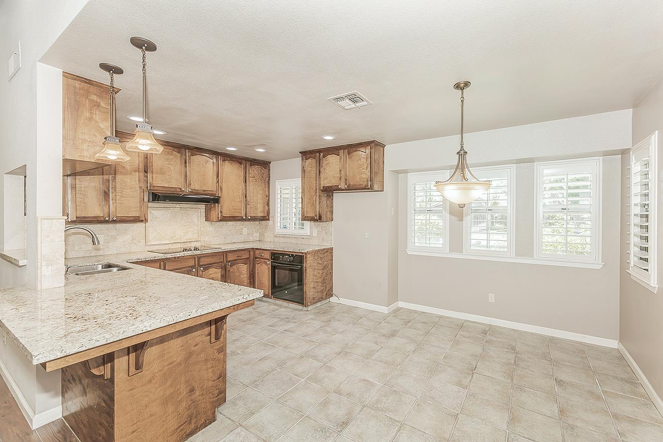 6312 N Ellendale Ave, Fresno, CA 93722