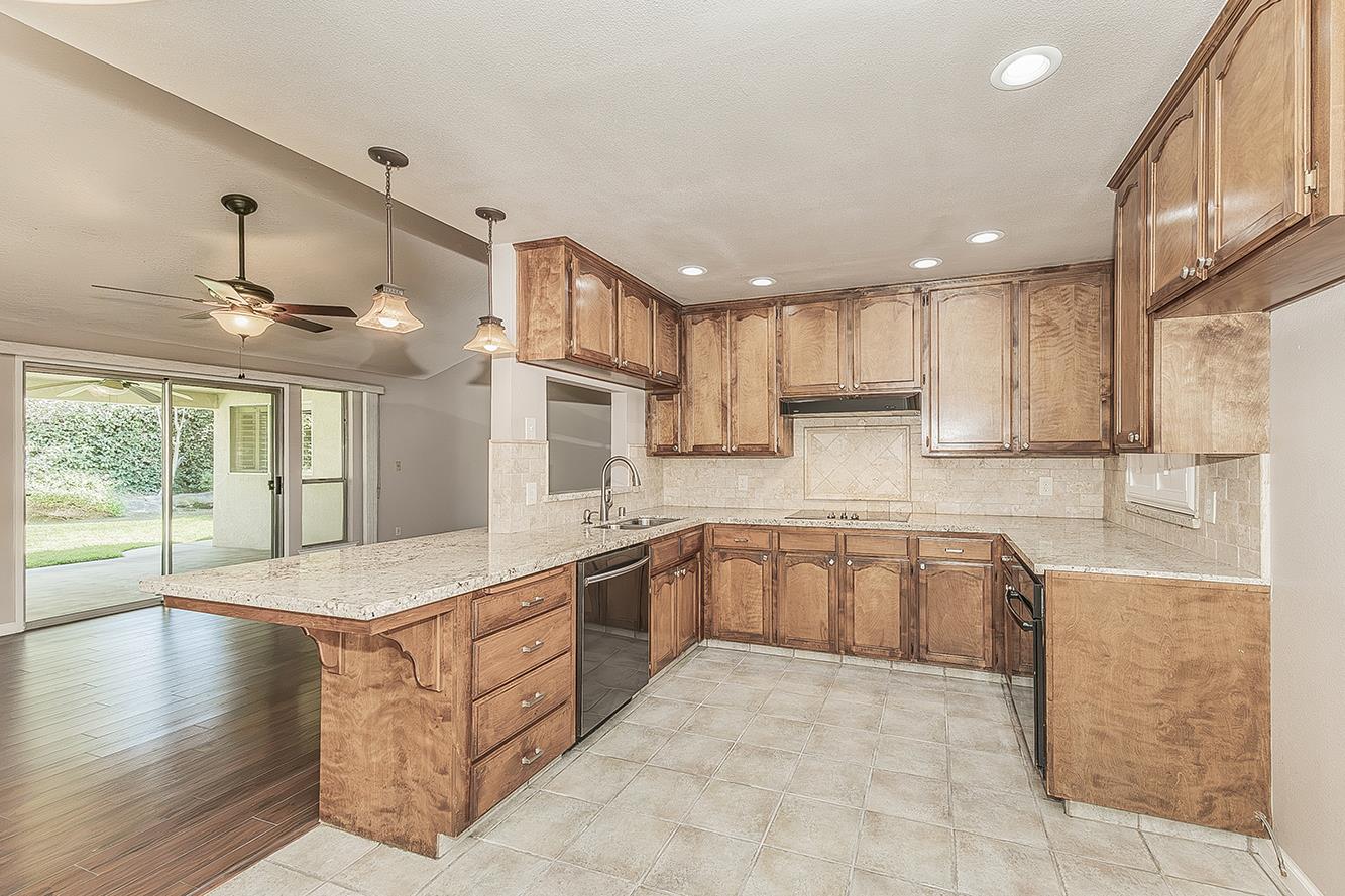 6312 N Ellendale Ave, Fresno, CA 93722