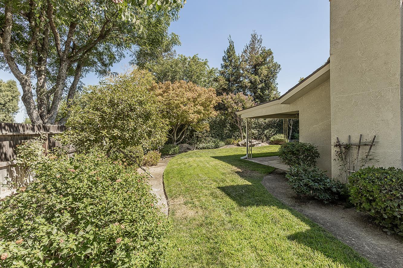 6312 N Ellendale Ave, Fresno, CA 93722