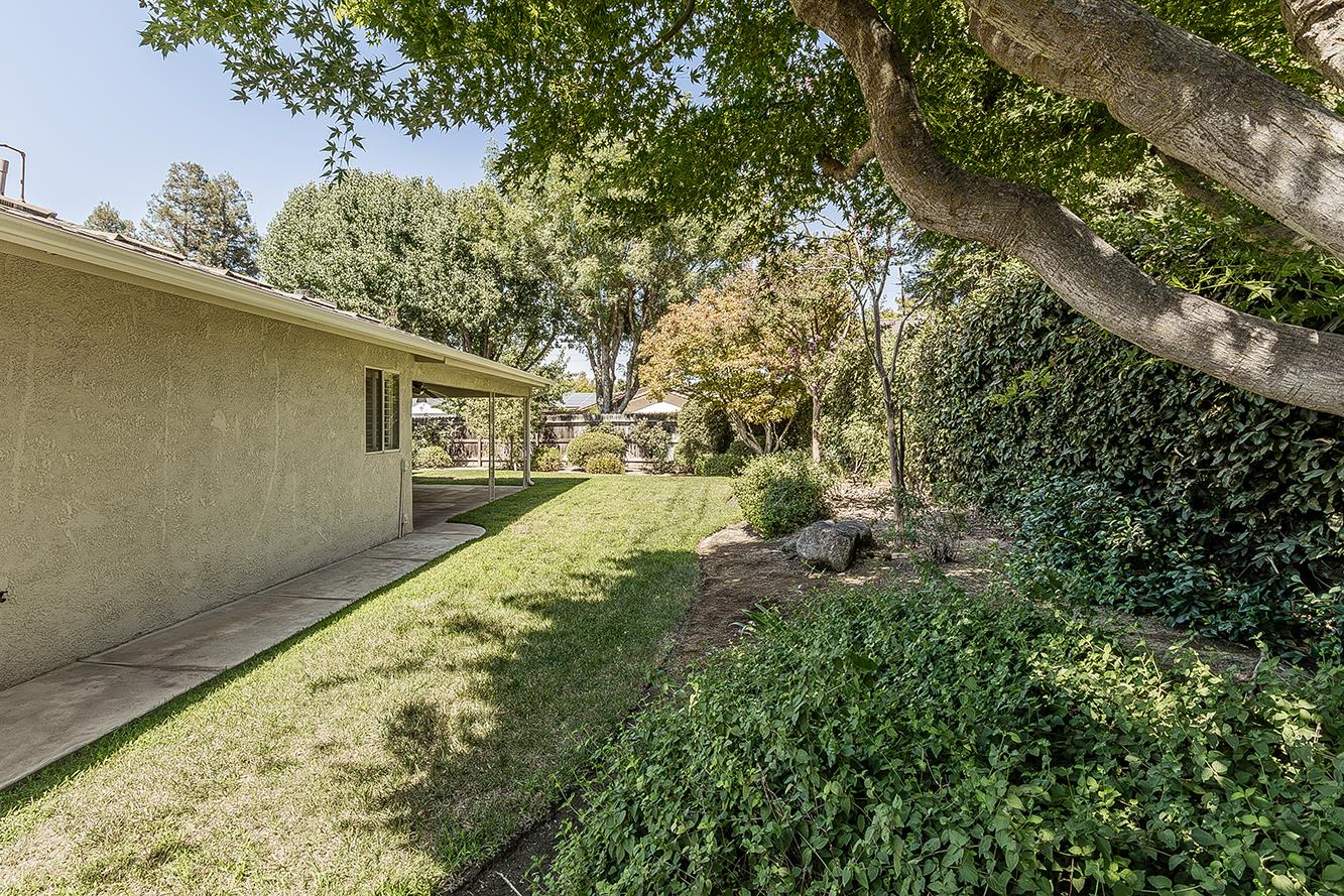 6312 N Ellendale Ave, Fresno, CA 93722