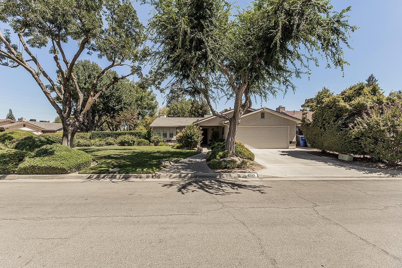 6312 N Ellendale Ave, Fresno, CA 93722
