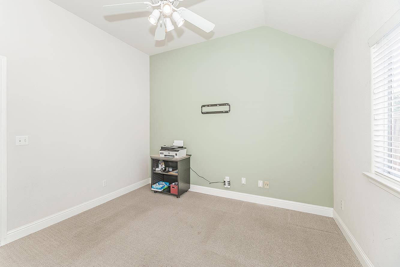 10202 N Boyd Ave, Fresno, CA 93730