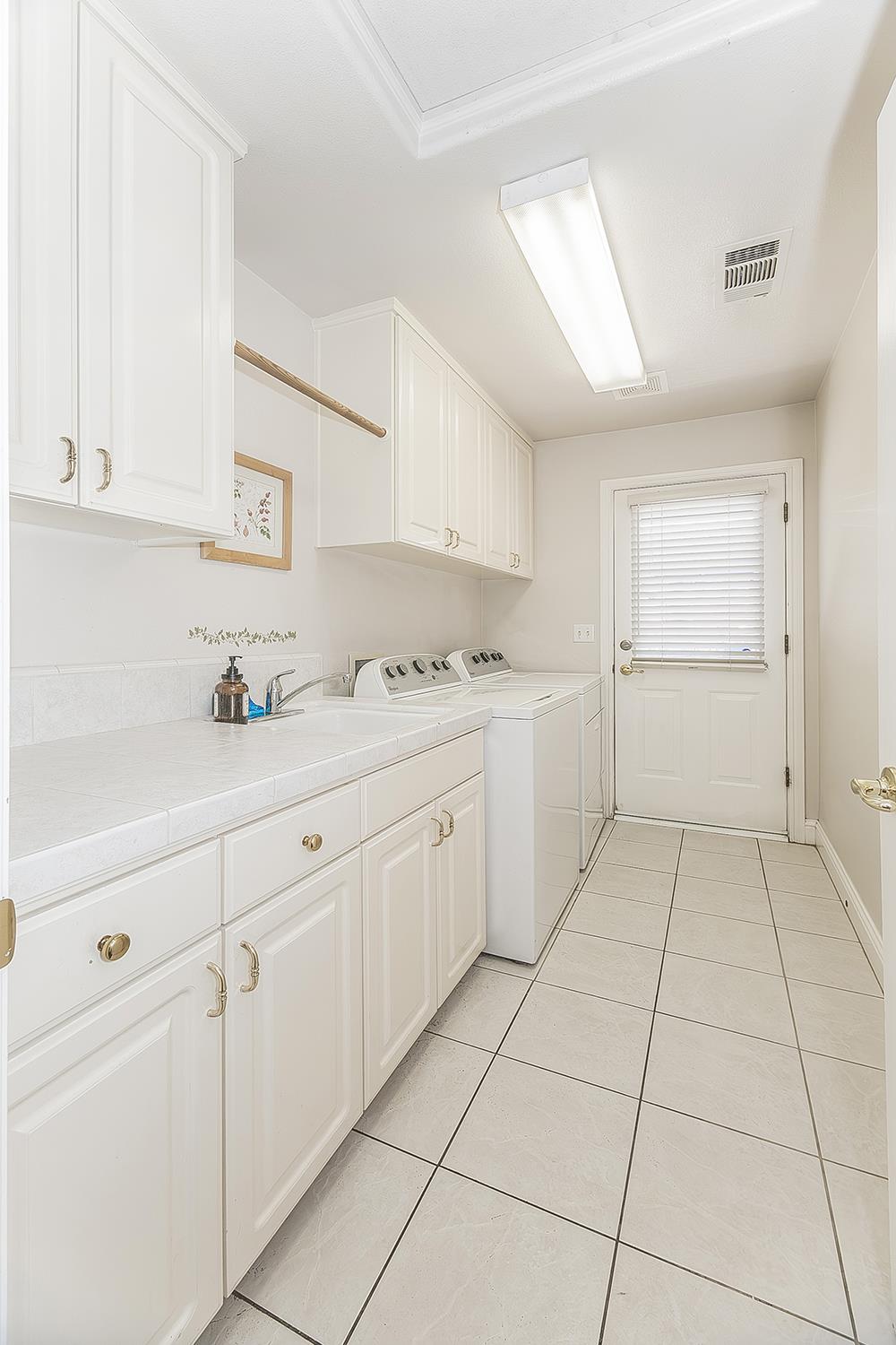 10202 N Boyd Ave, Fresno, CA 93730