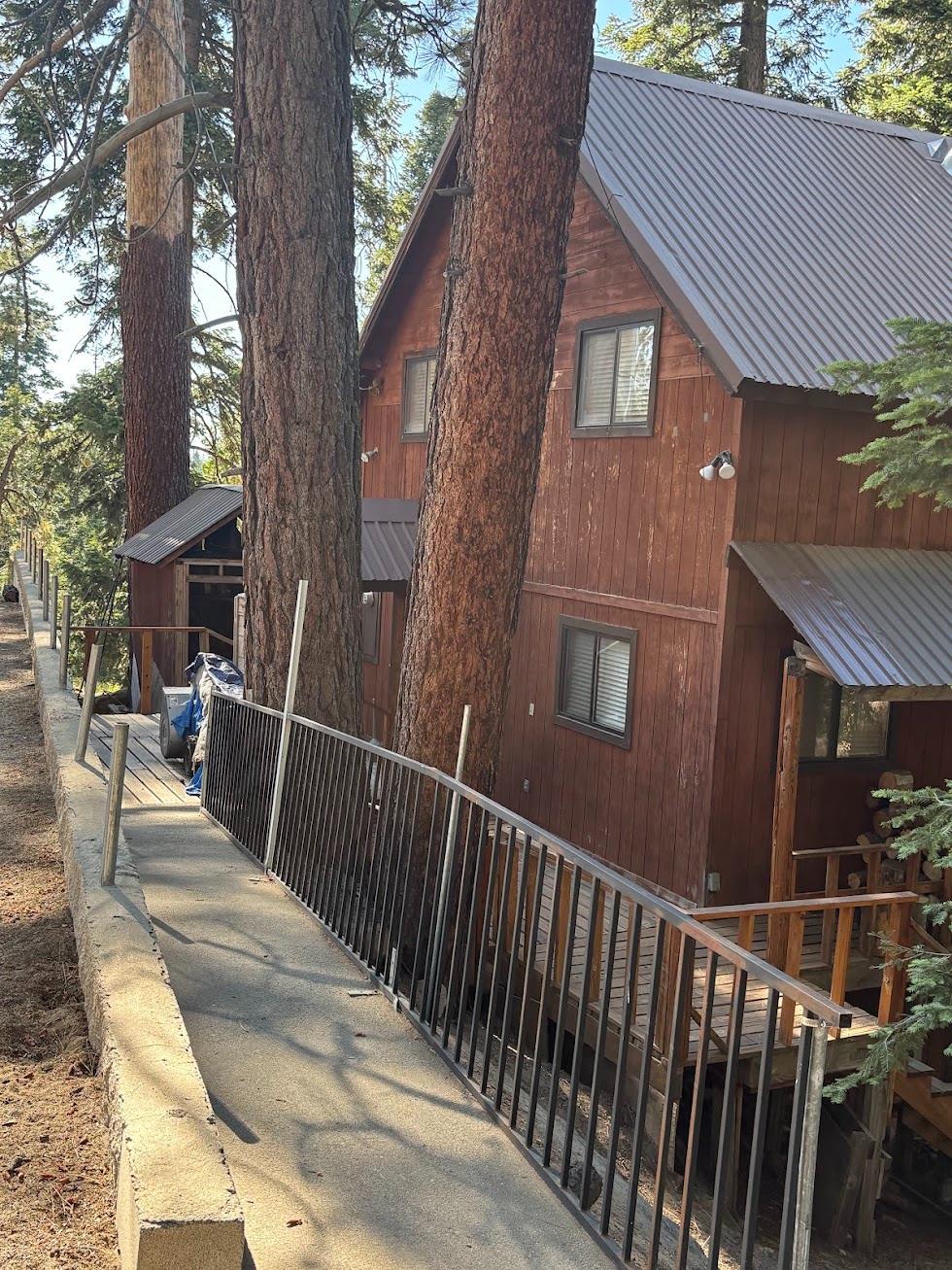 58072 Summit Dr, Springville, CA 93265