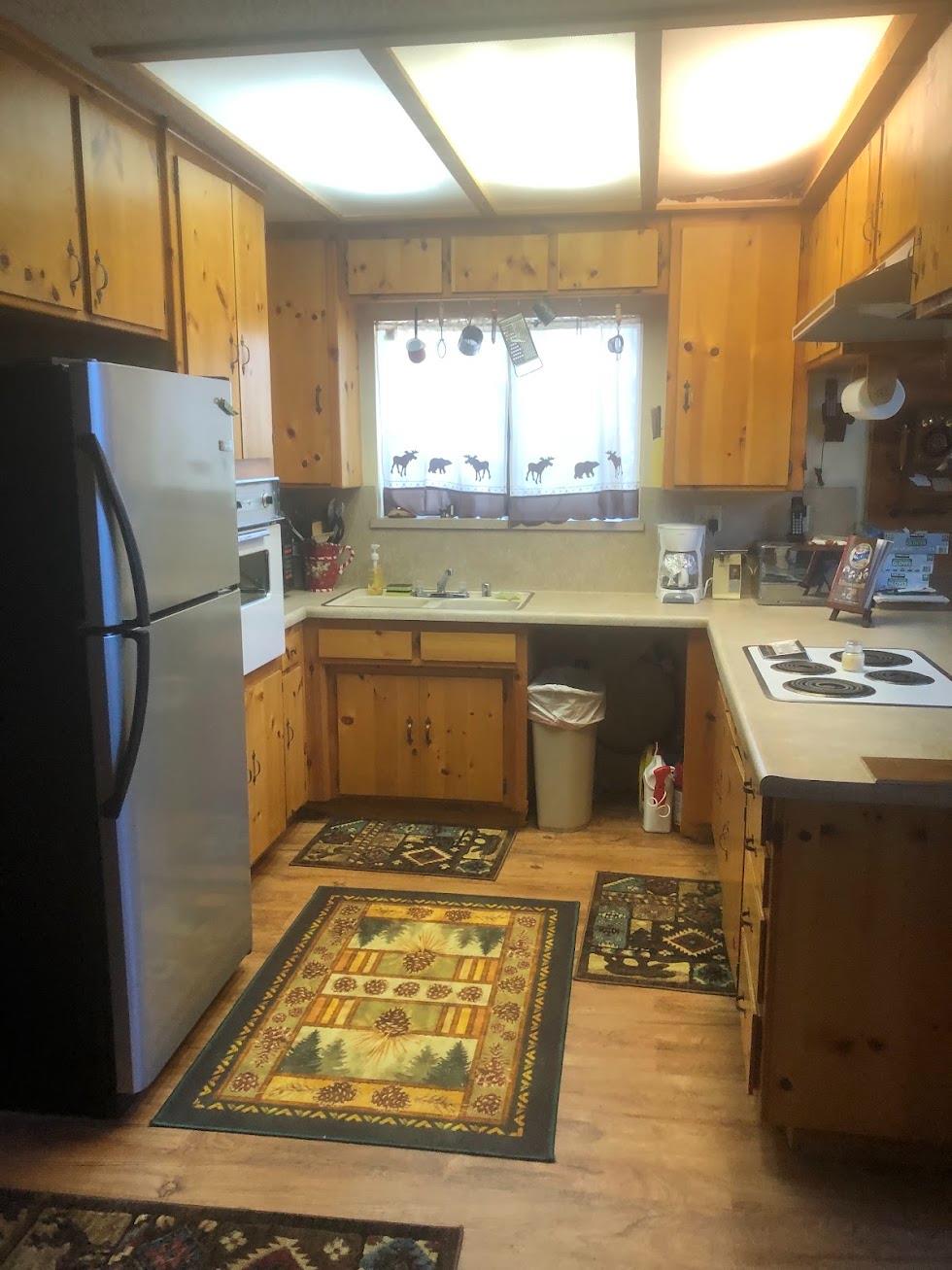 58072 Summit Dr, Springville, CA 93265